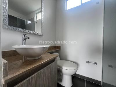 Apartamento en venta en Envigado, Envigado · foto 8 de 9