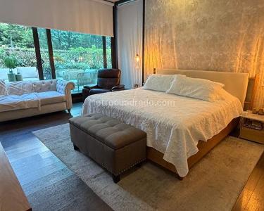 Apartamento de 3 alcobas en venta en El Poblado, Medellín, 532 m² · foto 11 de 19