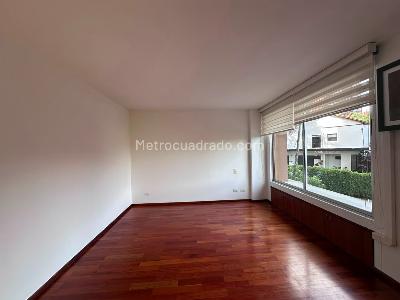Apartamento de 4 alcobas en arriendo en El Poblado, Medellín, 180 m² · foto 10 de 20
