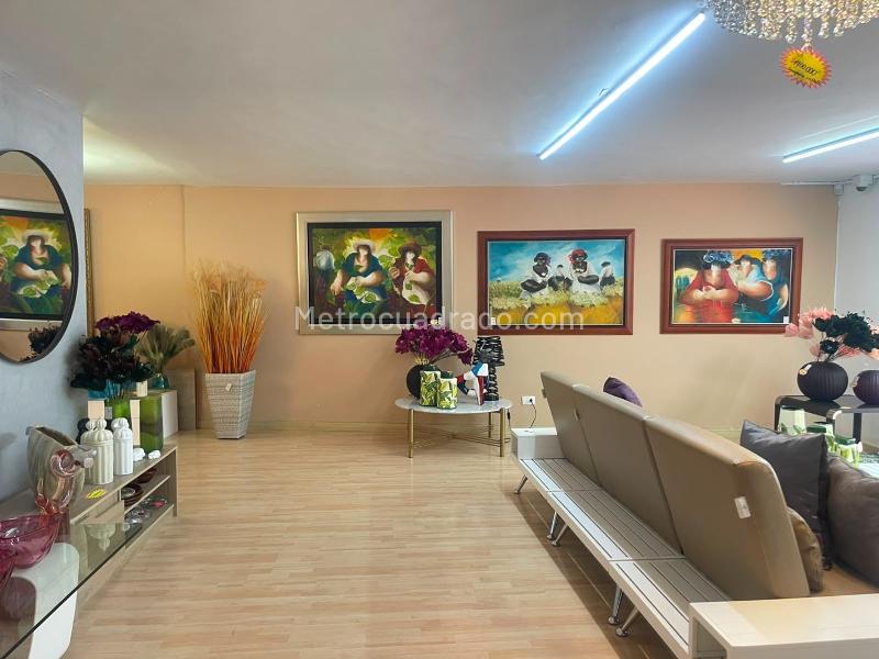 Oficina en Arriendo, EL POBLADO, Medellín - Más