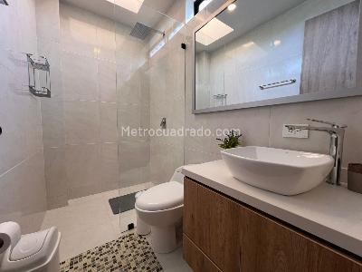 Casa de 3 alcobas en venta en Envigado, Envigado, 1414 m² · foto 14 de 18