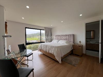 Casa de 3 alcobas en venta en Envigado, Envigado, 1414 m² · foto 7 de 18