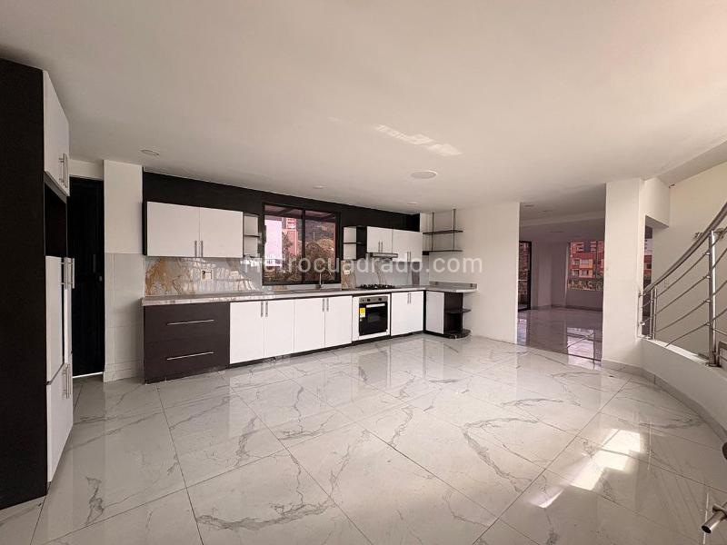 Casa – Sabaneta, Cañaveralejo - Más