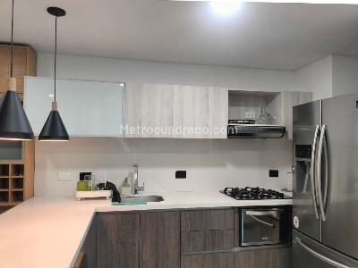 Apartamento de 1 alcoba en arriendo en El Poblado, Medellín, 42 m² · foto 7 de 10