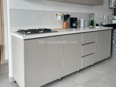 Apartamento de 1 alcoba en arriendo en Sabaneta, Sabaneta, 52 m² · foto 4 de 10