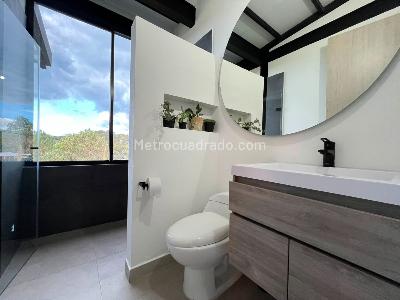 Casa de 3 alcobas en venta en Envigado, Envigado, 1577 m² · foto 16 de 20