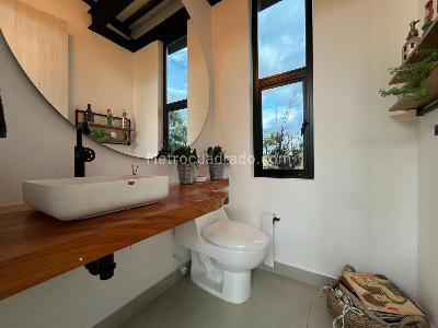 Casa de 3 alcobas en venta en Envigado, Envigado, 1577 m² · foto 18 de 20