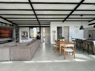 Casa de 3 alcobas en venta en Envigado, Envigado, 1577 m² · foto 4 de 20