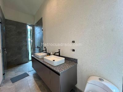 Casa en arriendo en Envigado, Envigado · foto 17 de 18