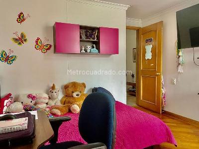 Apartamento de 4 alcobas en venta en El Poblado, Medellín, 240 m² · foto 10 de 18