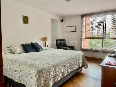 Apartamento de 4 alcobas en venta en El Poblado, Medellín, 240 m² · foto 12 de 18