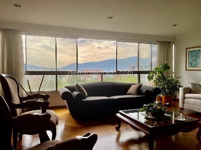 Apartamento de 4 alcobas en venta en El Poblado, Medellín, 240 m² · foto 2 de 18