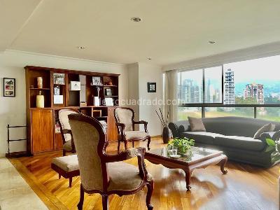 Apartamento de 4 alcobas en venta en El Poblado, Medellín, 240 m² · foto 3 de 18