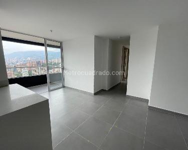 Apartamento de 3 alcobas en venta en Sabaneta, Sabaneta, 76 m² · foto 2 de 10