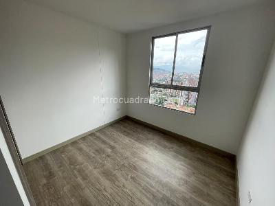 Apartamento de 3 alcobas en venta en Sabaneta, Sabaneta, 76 m² · foto 7 de 10