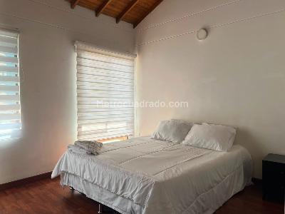 Casa de 3 alcobas en arriendo en El Poblado, Medellín, 142 m² · foto 10 de 14