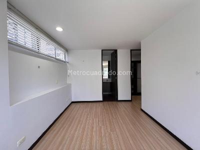 Apartamento de 3 alcobas en arriendo en Altos Del Poblado, Medellín, 80 m² · foto 12 de 14