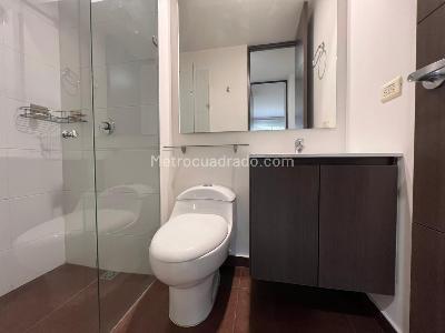 Apartamento de 3 alcobas en arriendo en Altos Del Poblado, Medellín, 80 m² · foto 14 de 14