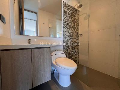 Apartamento de 2 alcobas en arriendo en El Poblado, Medellín, 68 m² · foto 12 de 12