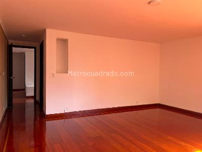 Apartamento de 3 alcobas en venta en Los Balsos, Medellín, 230 m² · foto 11 de 20