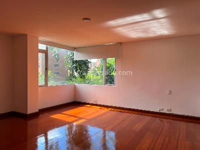 Apartamento de 3 alcobas en venta en Los Balsos, Medellín, 230 m² · foto 13 de 20