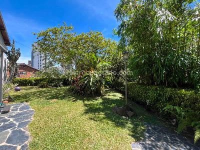 Casa en arriendo en El Poblado, Medellín · foto 20 de 20