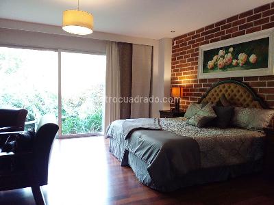 Casa de 4 alcobas en arriendo en Envigado, Envigado, 656 m² · foto 14 de 20