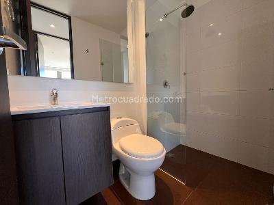 Apartamento de 2 alcobas en venta en El Poblado, Medellín, 82 m² · foto 12 de 12