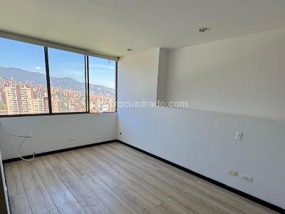 Apartamento de 2 alcobas en arriendo en El Poblado, Medellín, 67 m² · foto 5 de 10