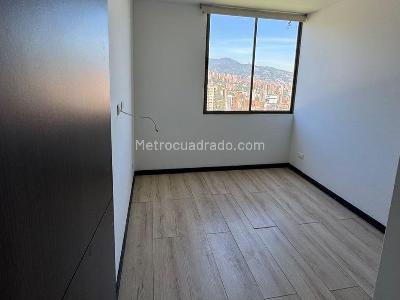 Apartamento de 2 alcobas en arriendo en El Poblado, Medellín, 67 m² · foto 8 de 10