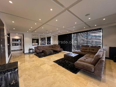 Apartamento de 3 alcobas en venta en El Poblado, Medellín, 304 m² · foto 2 de 15