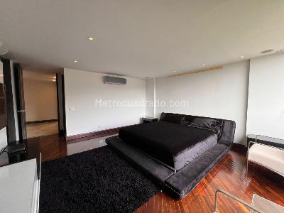 Apartamento de 3 alcobas en venta en El Poblado, Medellín, 304 m² · foto 8 de 15