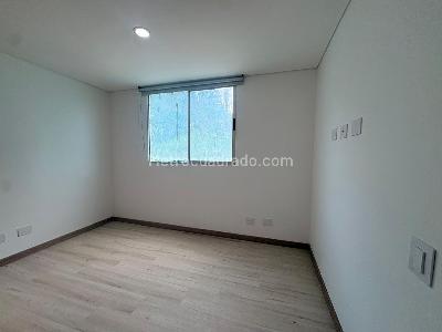 Apartamento de 2 alcobas en venta en Sabaneta, Sabaneta, 75 m² · foto 12 de 16