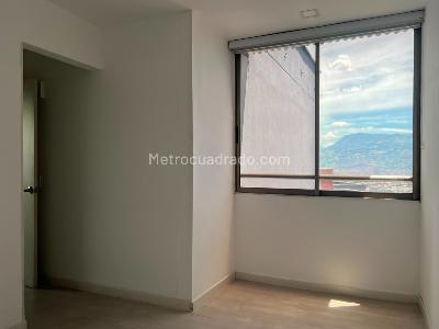 Apartamento de 4 alcobas en venta en El Poblado, Medellín, 160 m² · foto 12 de 18