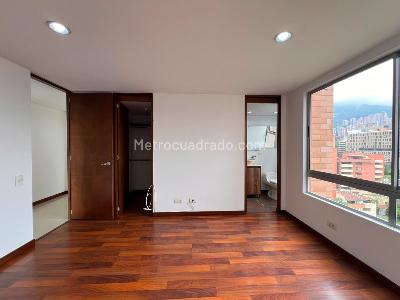 Apartamento de 3 alcobas en venta en El Poblado, Medellín, 124 m² · foto 12 de 17