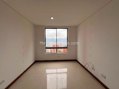 Apartamento de 3 alcobas en venta en El Poblado, Medellín, 124 m² · foto 6 de 17