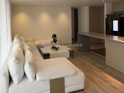 Apartamento de 2 alcobas en venta en El Poblado, Medellín, 108 m² · foto 2 de 11