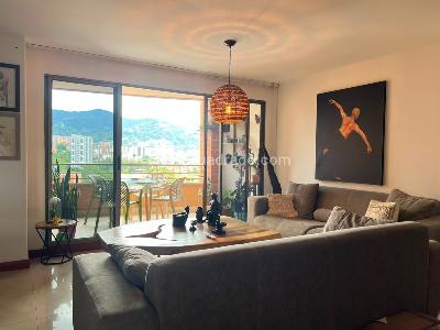 Apartamento de 3 alcobas en venta en El Poblado, Medellín, 154 m² · foto 2 de 18
