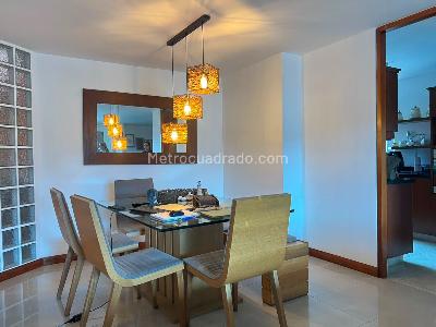 Apartamento de 3 alcobas en venta en El Poblado, Medellín, 154 m² · foto 4 de 18
