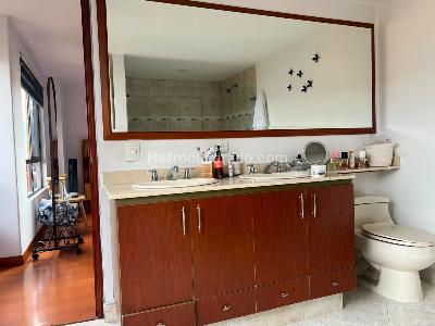 Apartamento de 3 alcobas en venta en El Poblado, Medellín, 154 m² · foto 15 de 18