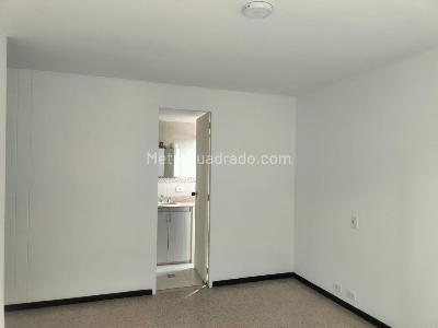 Apartamento de 3 alcobas en venta en El Poblado, Medellín, 130 m² · foto 12 de 19