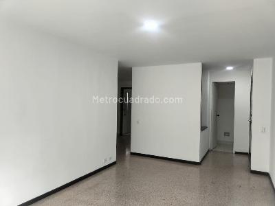 Apartamento de 3 alcobas en venta en El Poblado, Medellín, 130 m² · foto 4 de 19