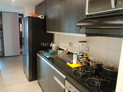 Apartamento en venta en El Poblado, Medellín · foto 3 de 11