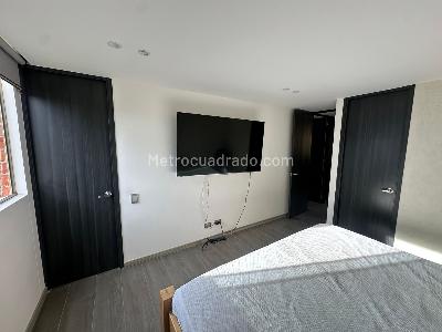 Apartamento en venta en El Poblado, Medellín · foto 8 de 11