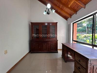 Casa de 3 alcobas en venta en El Poblado, Medellín, 150 m² · foto 11 de 17