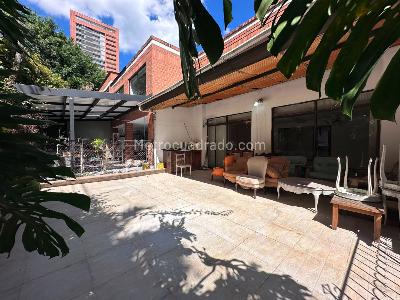 Casa de 3 alcobas en venta en El Poblado, Medellín, 150 m² · foto 17 de 17