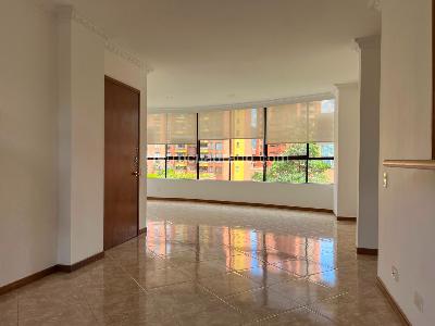 Apartamento de 3 alcobas en arriendo en El Diamante No. 2, Medellín, 115 m² · foto 5 de 18