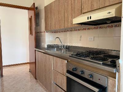 Apartamento de 3 alcobas en arriendo en El Diamante No. 2, Medellín, 115 m² · foto 7 de 18