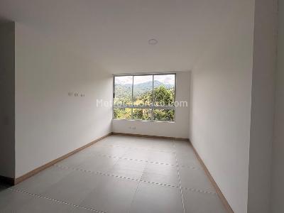 Apartamento de 2 alcobas en arriendo en Sabaneta, Sabaneta, 87 m² · foto 10 de 16