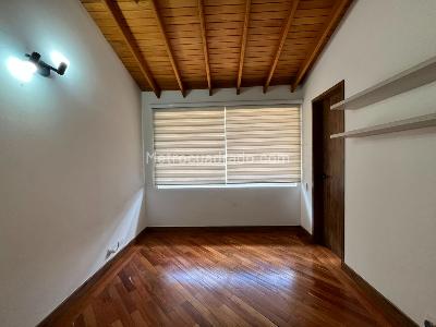Casa de 4 alcobas en venta en El Poblado, Medellín, 300 m² · foto 10 de 20
